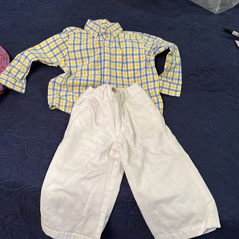 Childers place outfit shirt and pants size 18 months . No stains